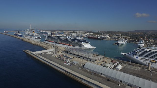 five ships 11102017 3